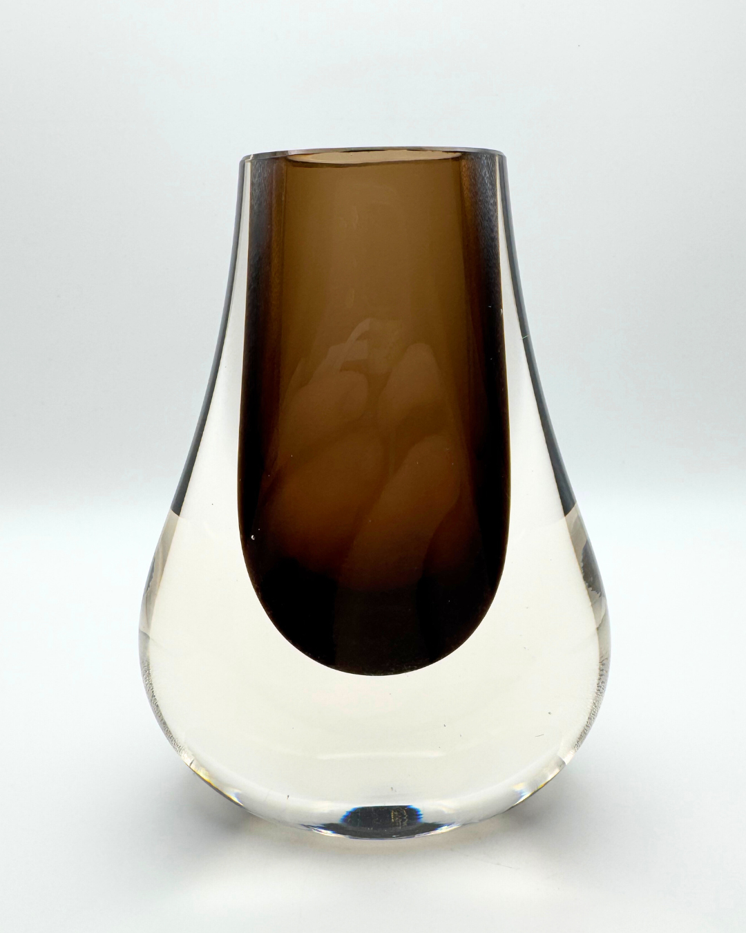 Midcentury Whitefriars #9656 Cinnmon Hambone Cased Glass 5½" Vase, 1960s