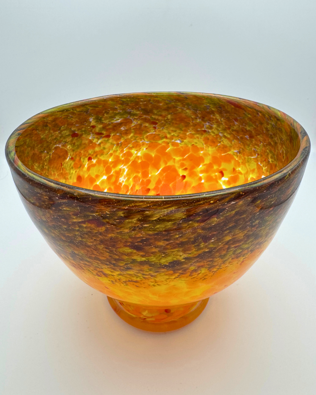 Monart LG Black & Orange 4¾" Footed Bowl, 1920s/30s