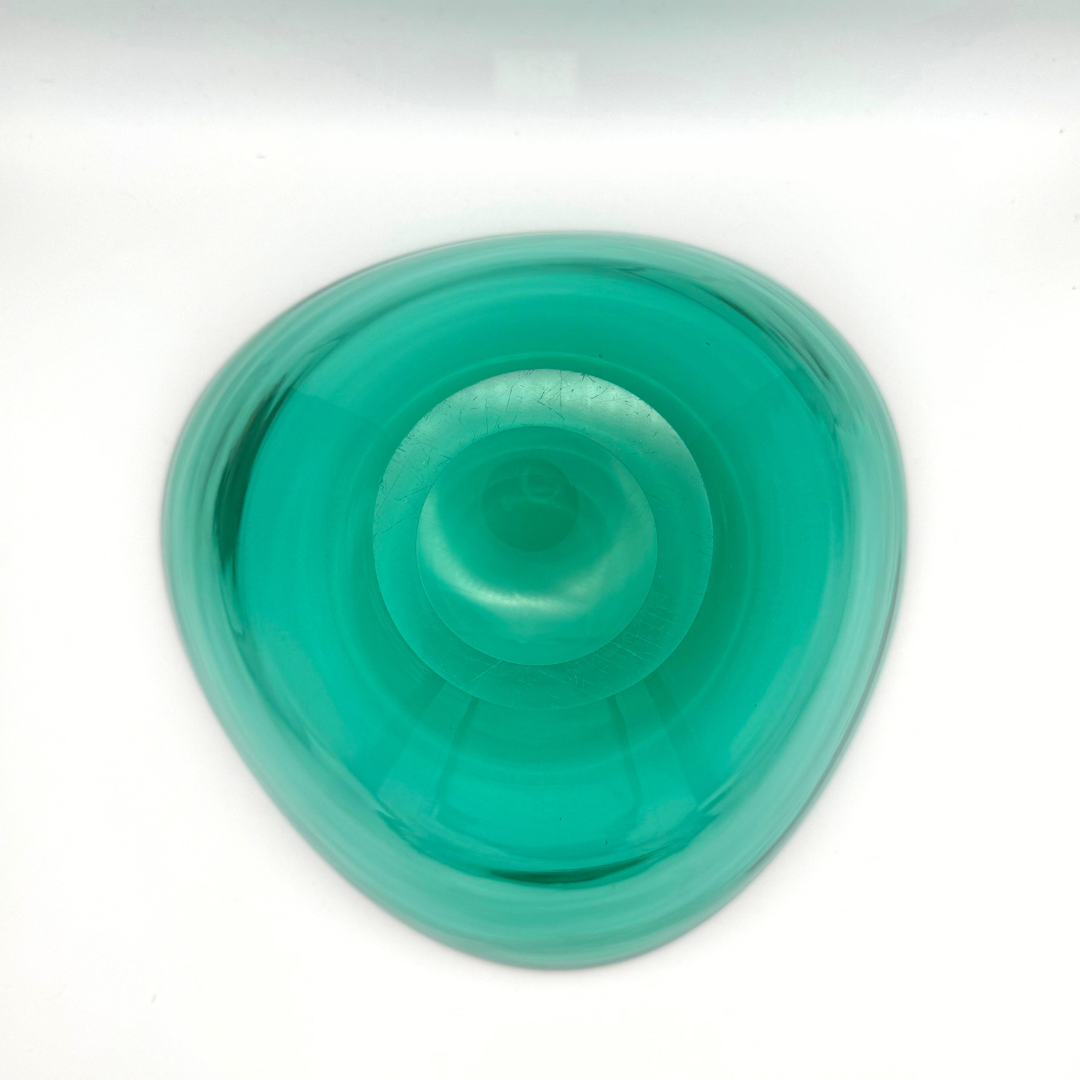 Midcentury Whitefriars #9525 Large Green Tricorn Encased Glass Fruit Bowl, Designed by Geoffrey Baxter, 1960s