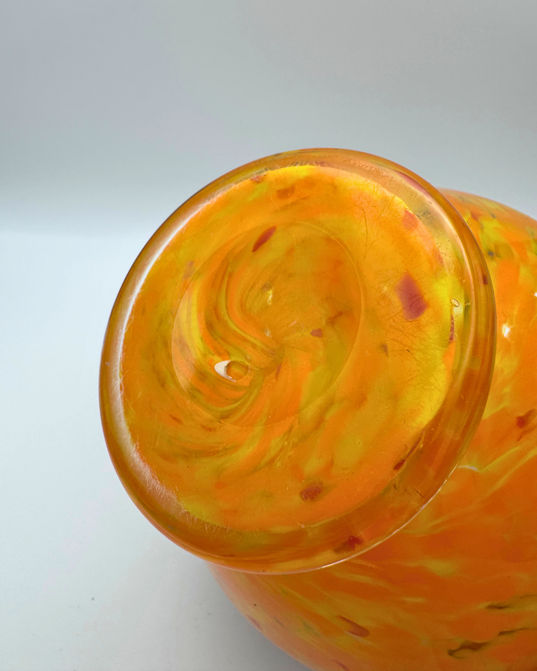 Monart LG Black & Orange 4¾" Footed Bowl, 1920s/30s