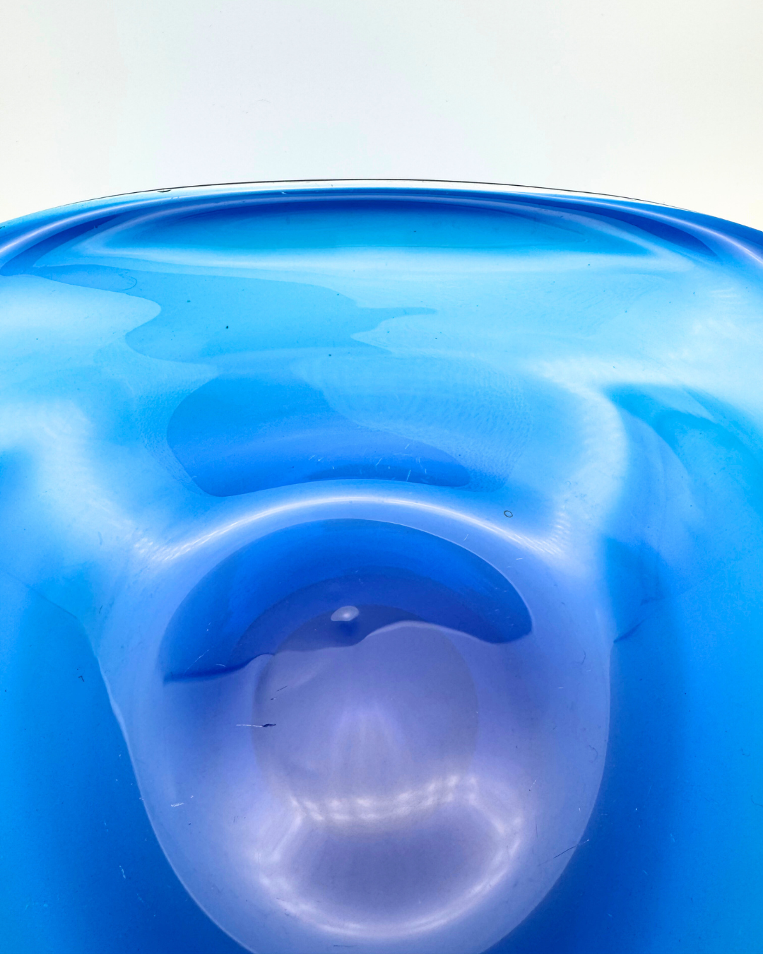 Midcentury Whitefriars #9526 Large Kingfisher Blue Tricorn Encased Glass 10" Fruit Bowl, Designed by Geoffrey Baxter, 1960s